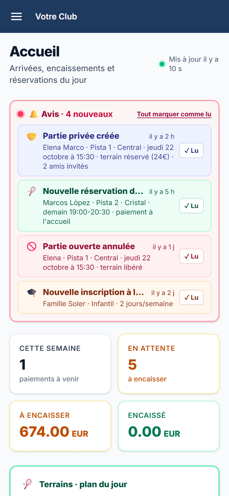 Alertes de l'accueil : une partie privée créée et le terrain réservé depuis l'app